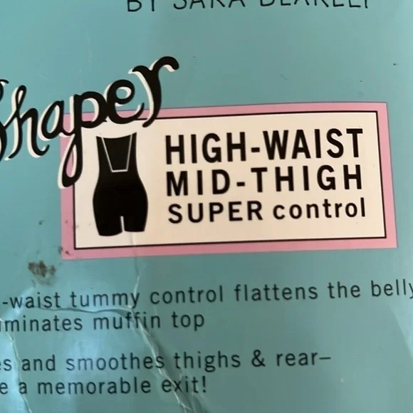 SPANX Size 6 Black High Waist Mid Thigh Suer Control Shaper - Picture 2 of 5